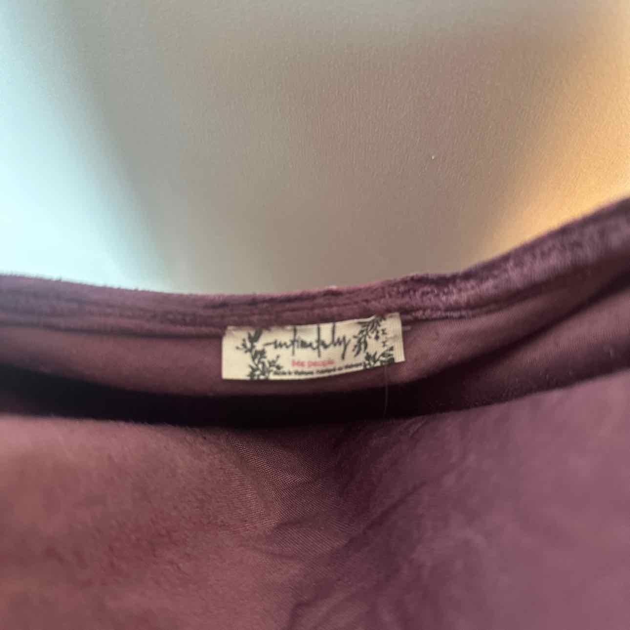 Size M FREE PEOPLE Shirt