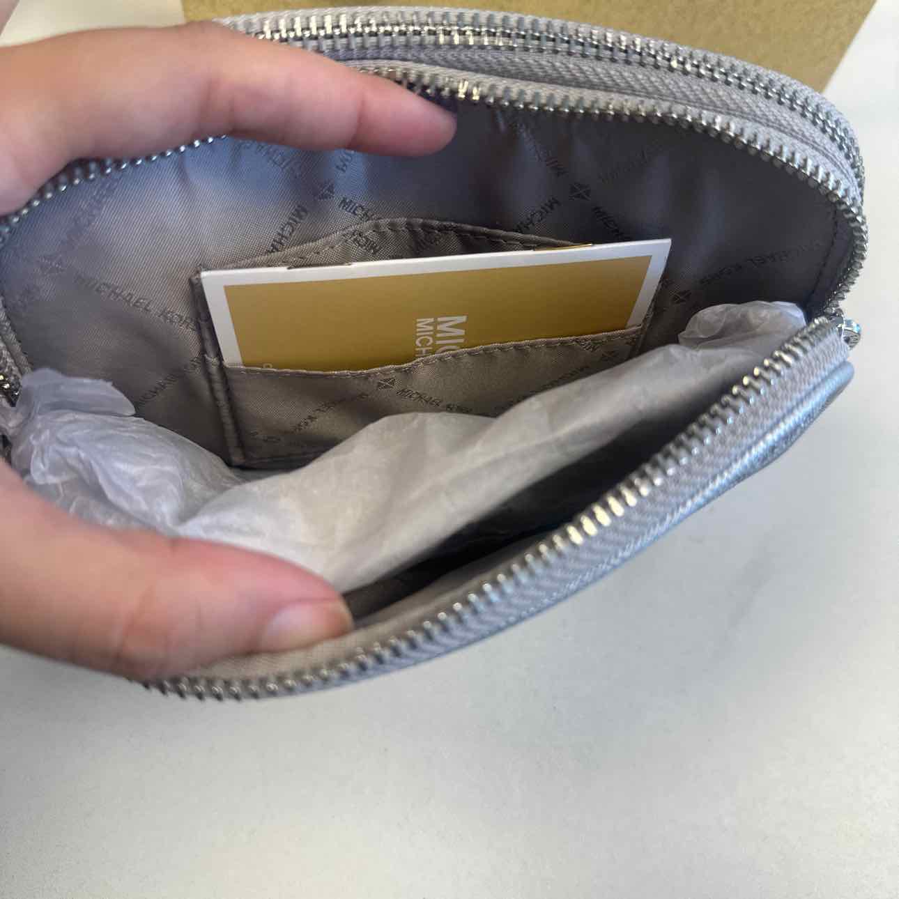MICHEAL KORS PURSE