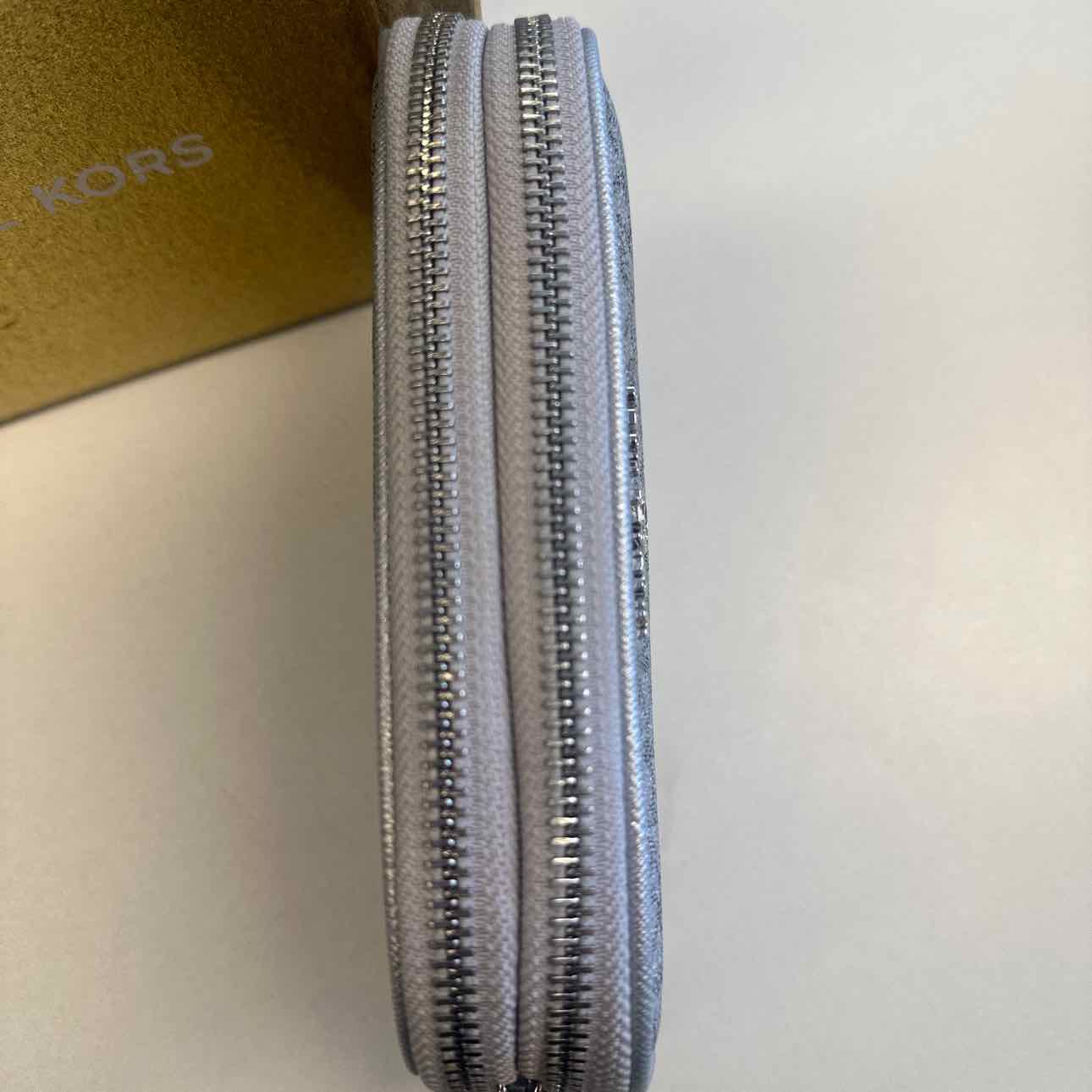 MICHEAL KORS PURSE