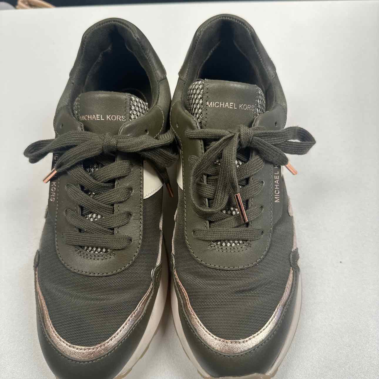 7 MICHAEL KORS SHOES