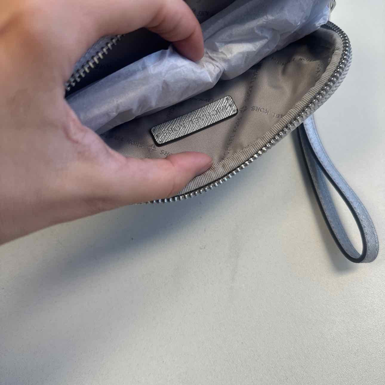 MICHEAL KORS PURSE