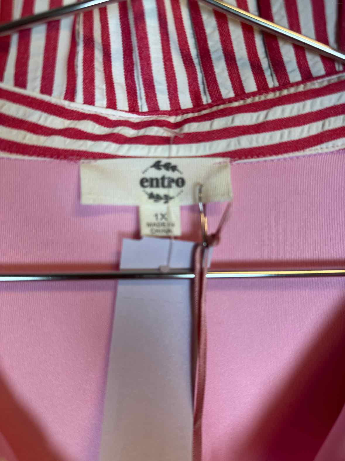 Size 1X ENTRO Dress