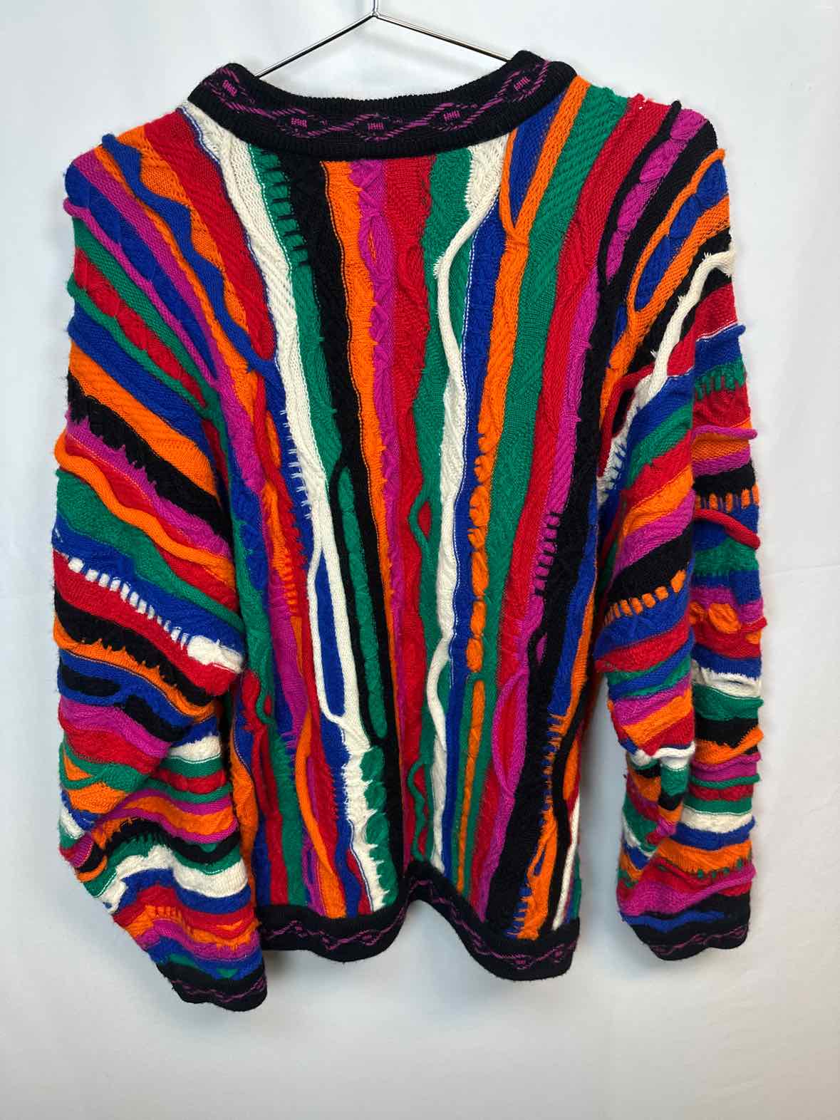 Size L COOGI Sweater